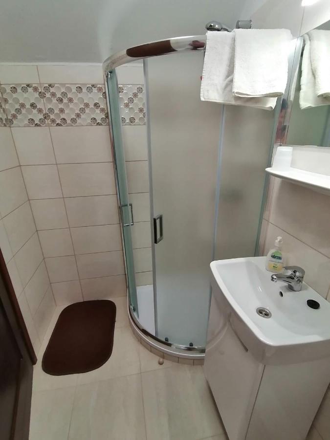 Joos Apartman Sarvar Exterior photo