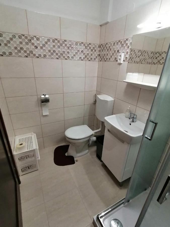Joos Apartman Sarvar Exterior photo