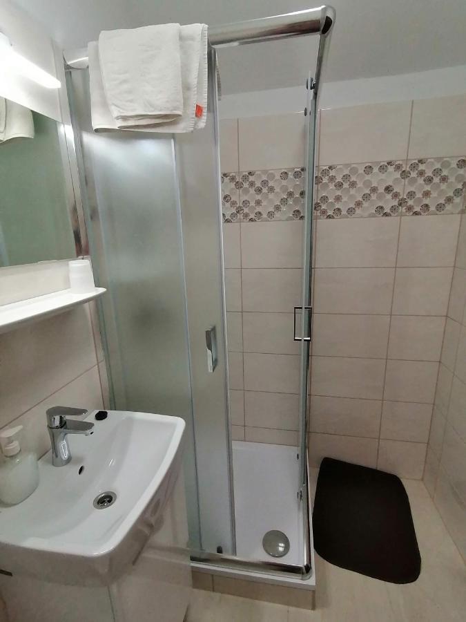 Joos Apartman Sarvar Exterior photo